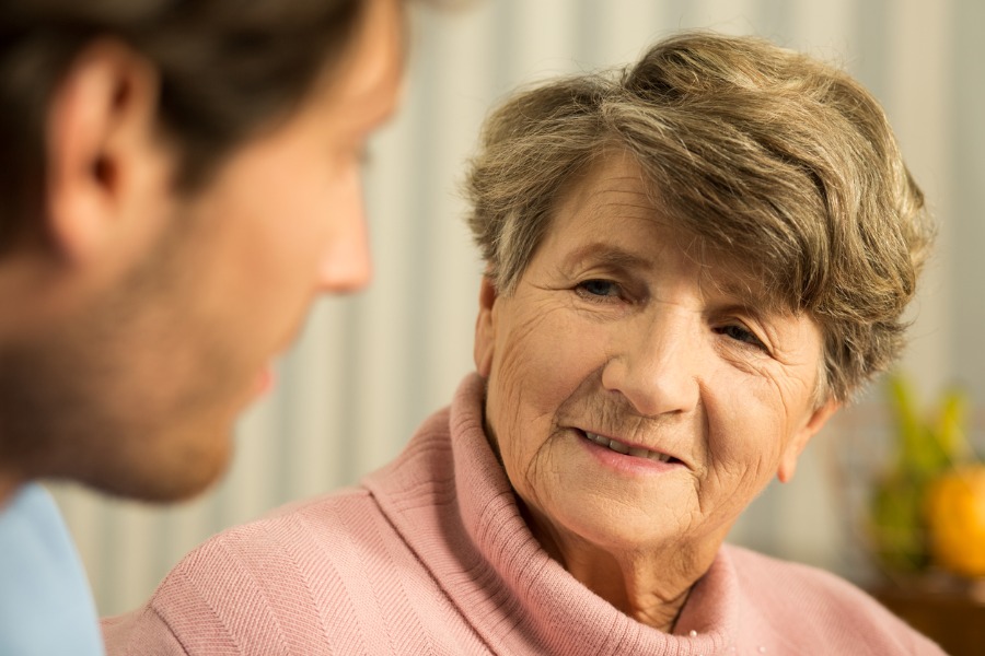 senior_and_son_hospice_conversation