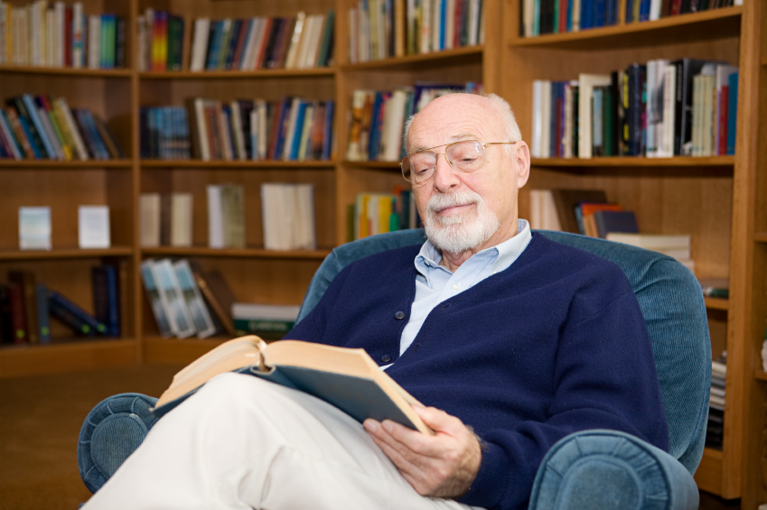 Stem Cell Treatment for Age-Related Macular Degeneration Shows Promise