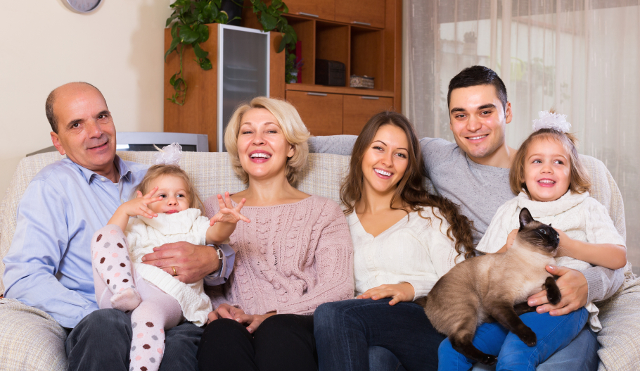 Working Together to Care for Mom or Dad – Tips for Family Caregivers