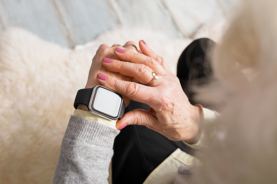 How Technology Helps Seniors Age in Place