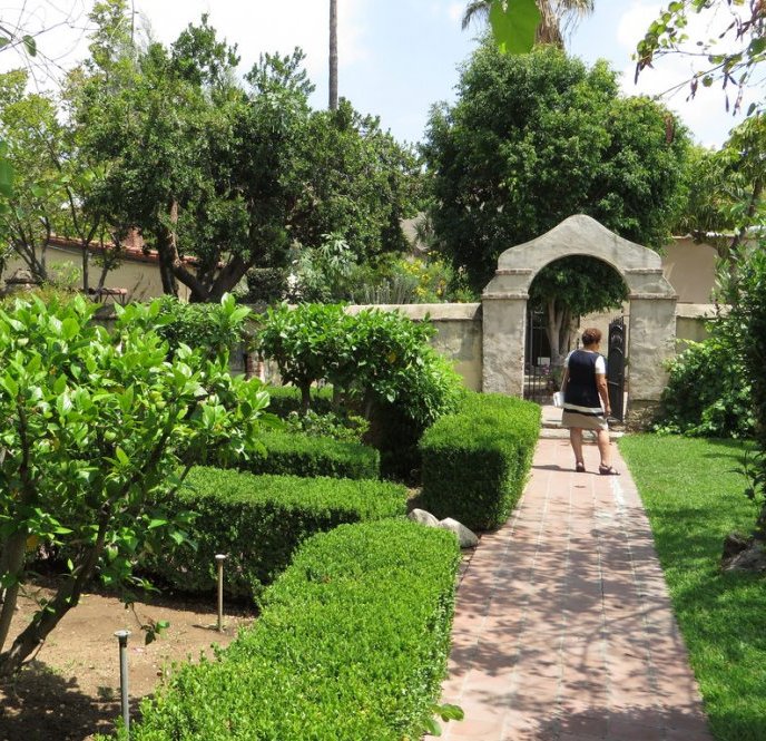 Pellentesque lacinia erat non